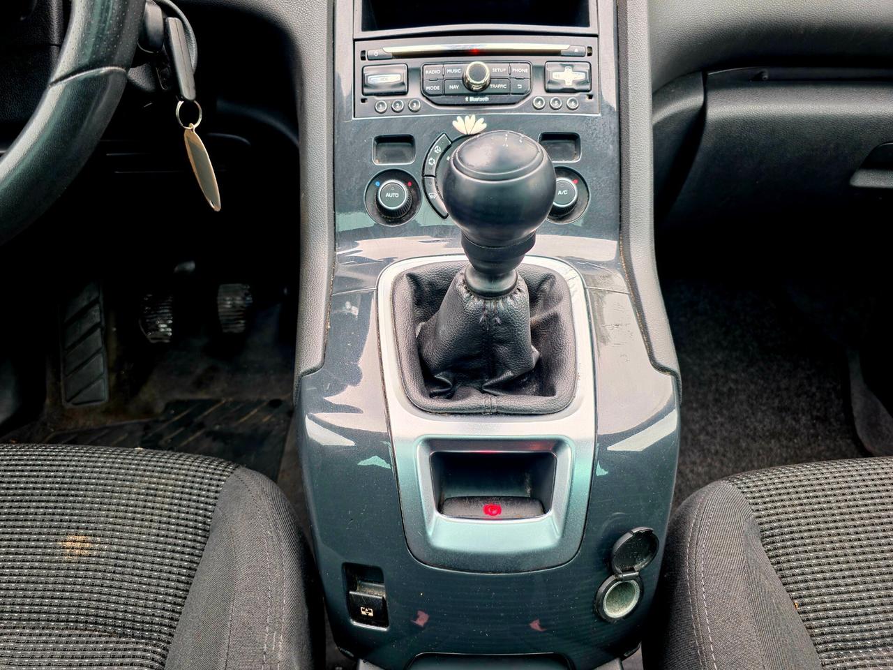 Peugeot 5008 1.6 HDi 115CV Allure 2013 E5B 7Posti Manuale NEO