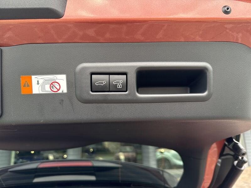 Lexus LBX LBX Hybrid 4WD Cool