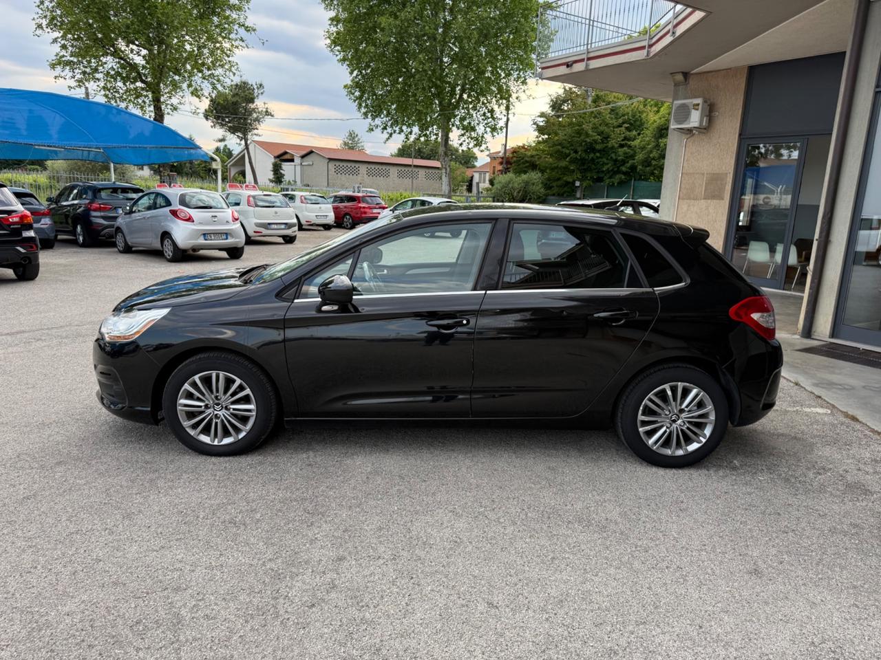 Citroen C4 1.6 HDi 110cv - Neopatentati