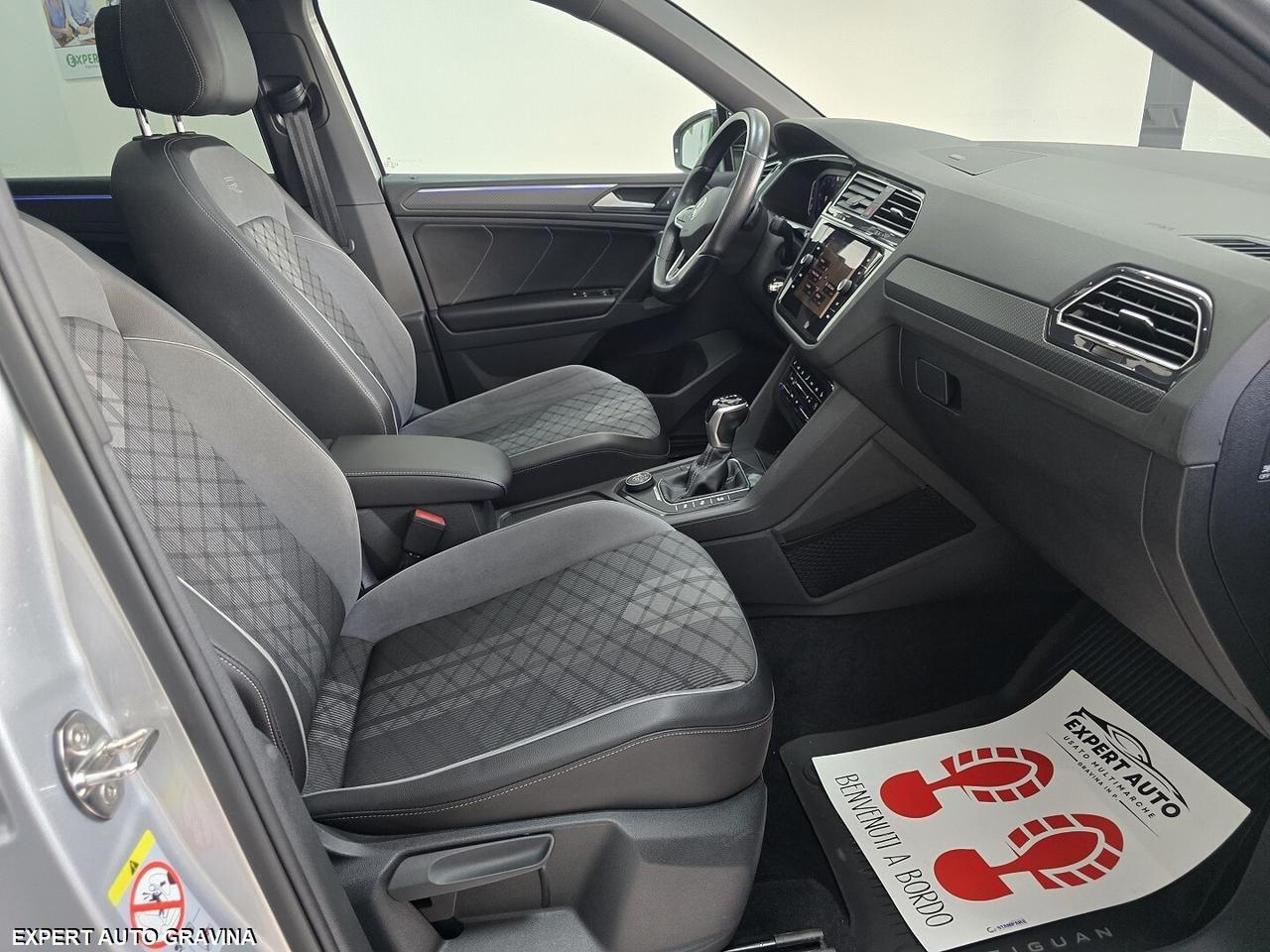 VOLKSWAGEN TIGUAN R-LINE 200CV *TETTO*