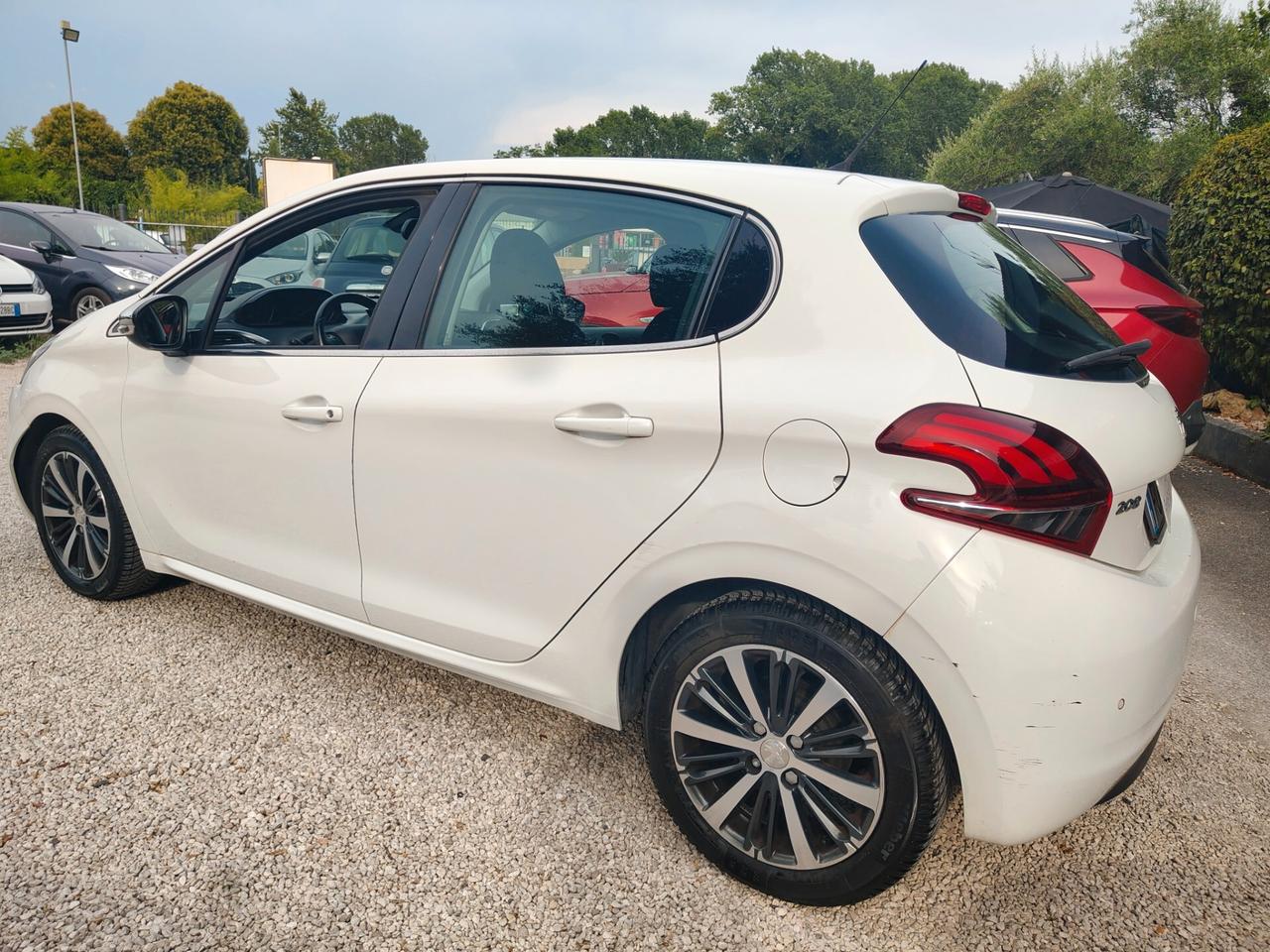 Peugeot 208 BlueHDi 75 5 porte Allure SOLO 80000KM PREZZO REALE