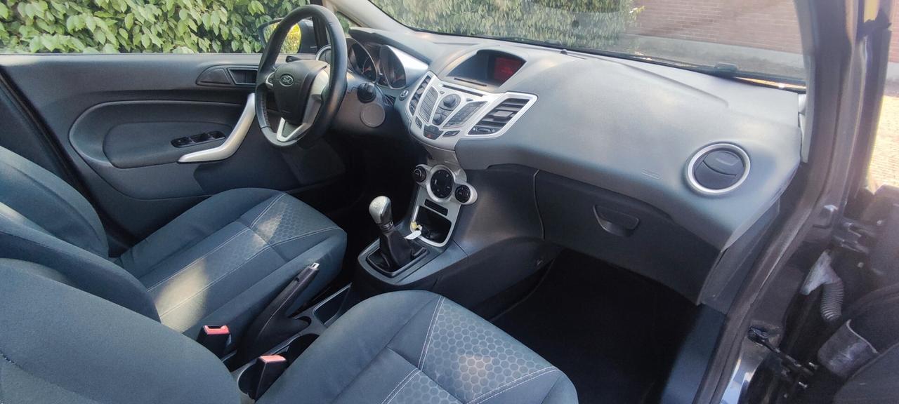 Ford Fiesta 1.2 82 CV 5 porte Titanium