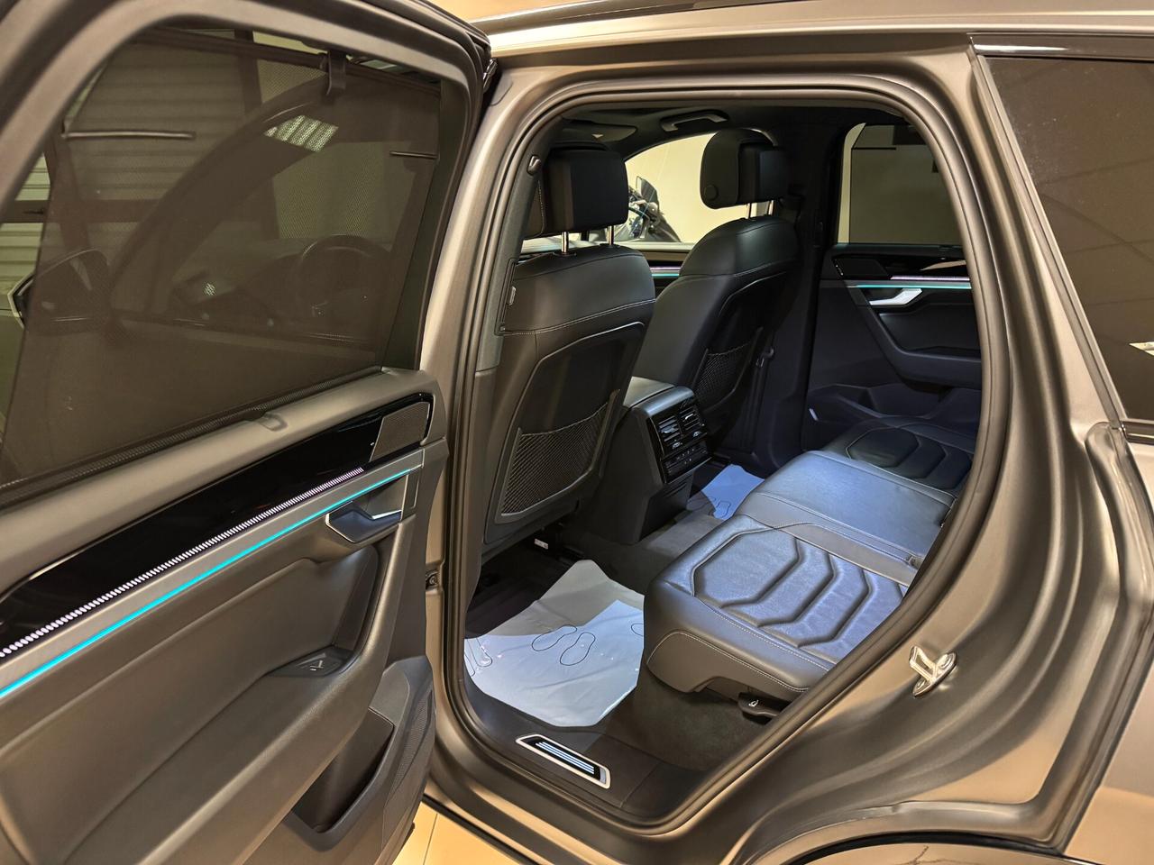 Volkswagen Touareg 3.0 V6 TDI 286 CV SCR R-Line