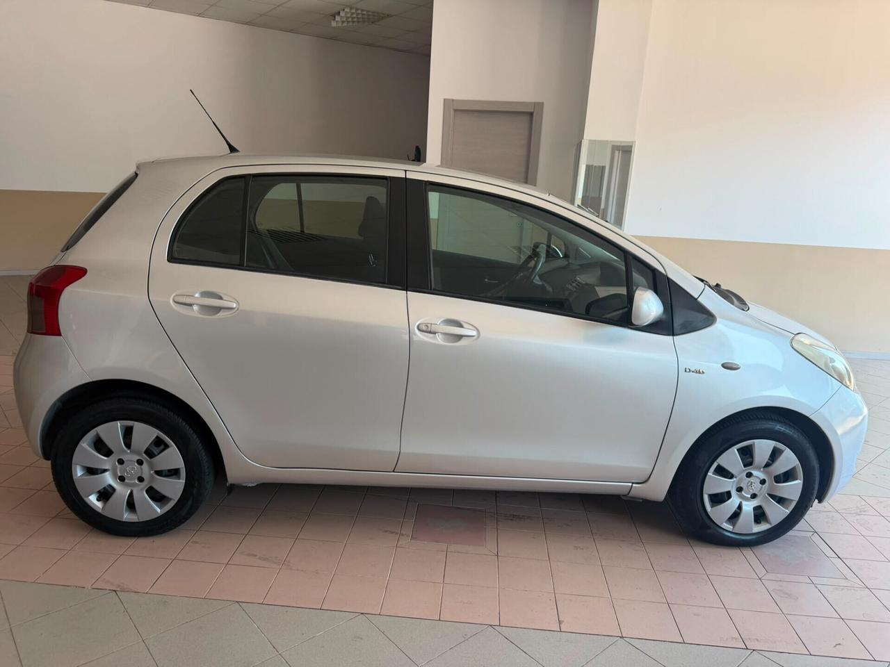Toyota Yaris 1.4 D-4D 5 porte Sol