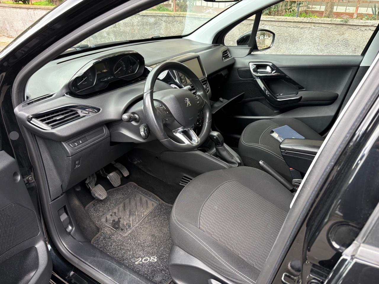 Peugeot 208 BlueHDi 75 5 porte Allure