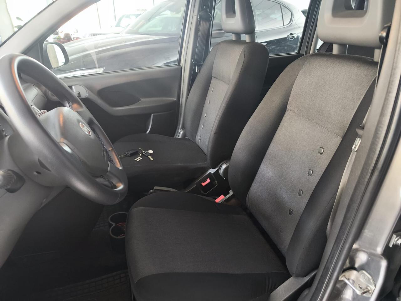 Fiat Panda 1.3 MJT 16V DPF 4x4 Climbing