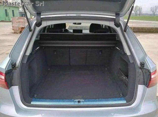 AUDI A4 Avant 2.0 tdi Bus Advantage 163cv S Tronic GE642DA
