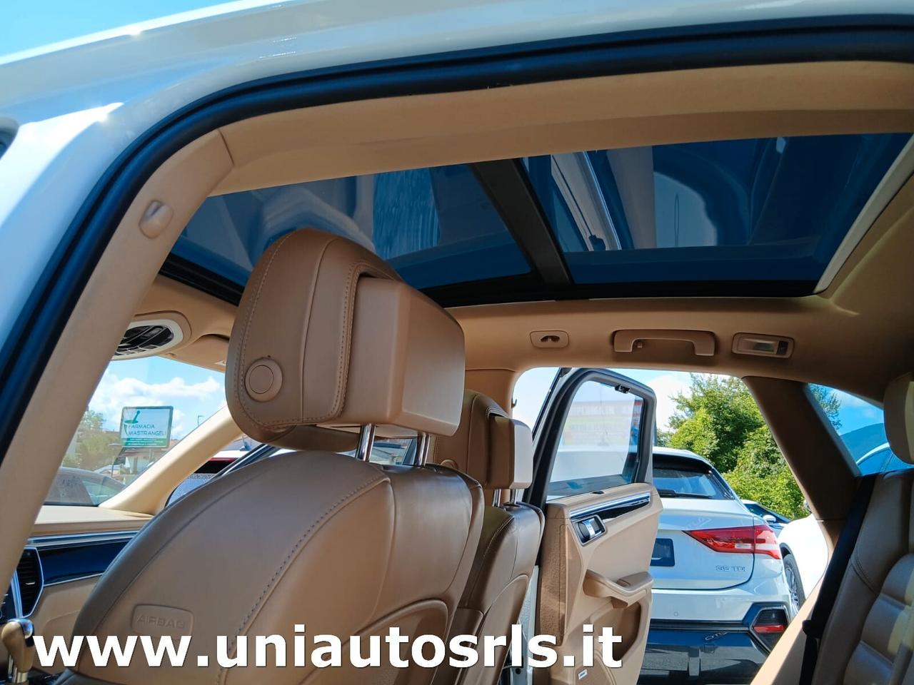 Porsche Macan S