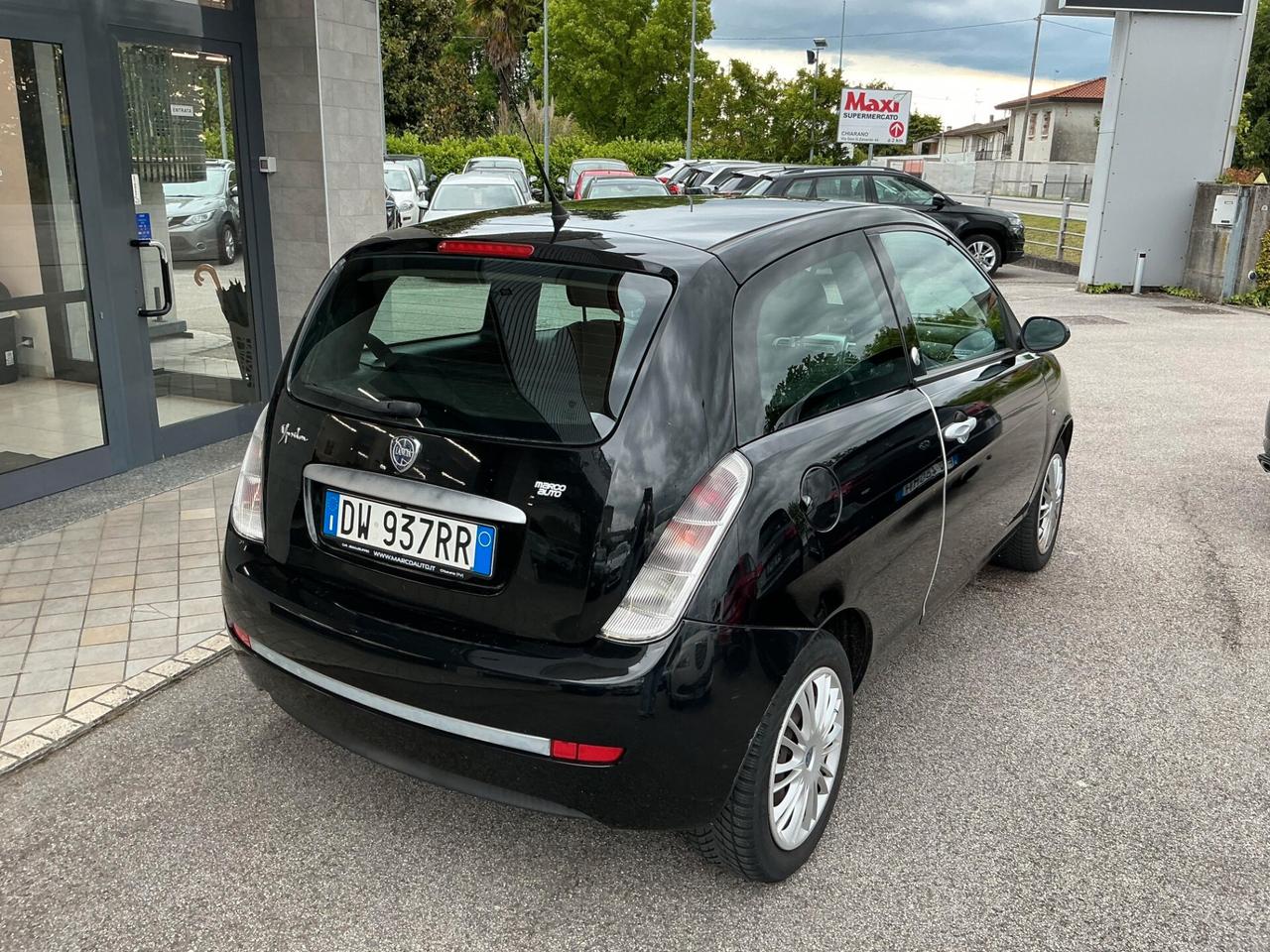 Lancia Ypsilon 1.4 GPL Neopatentati
