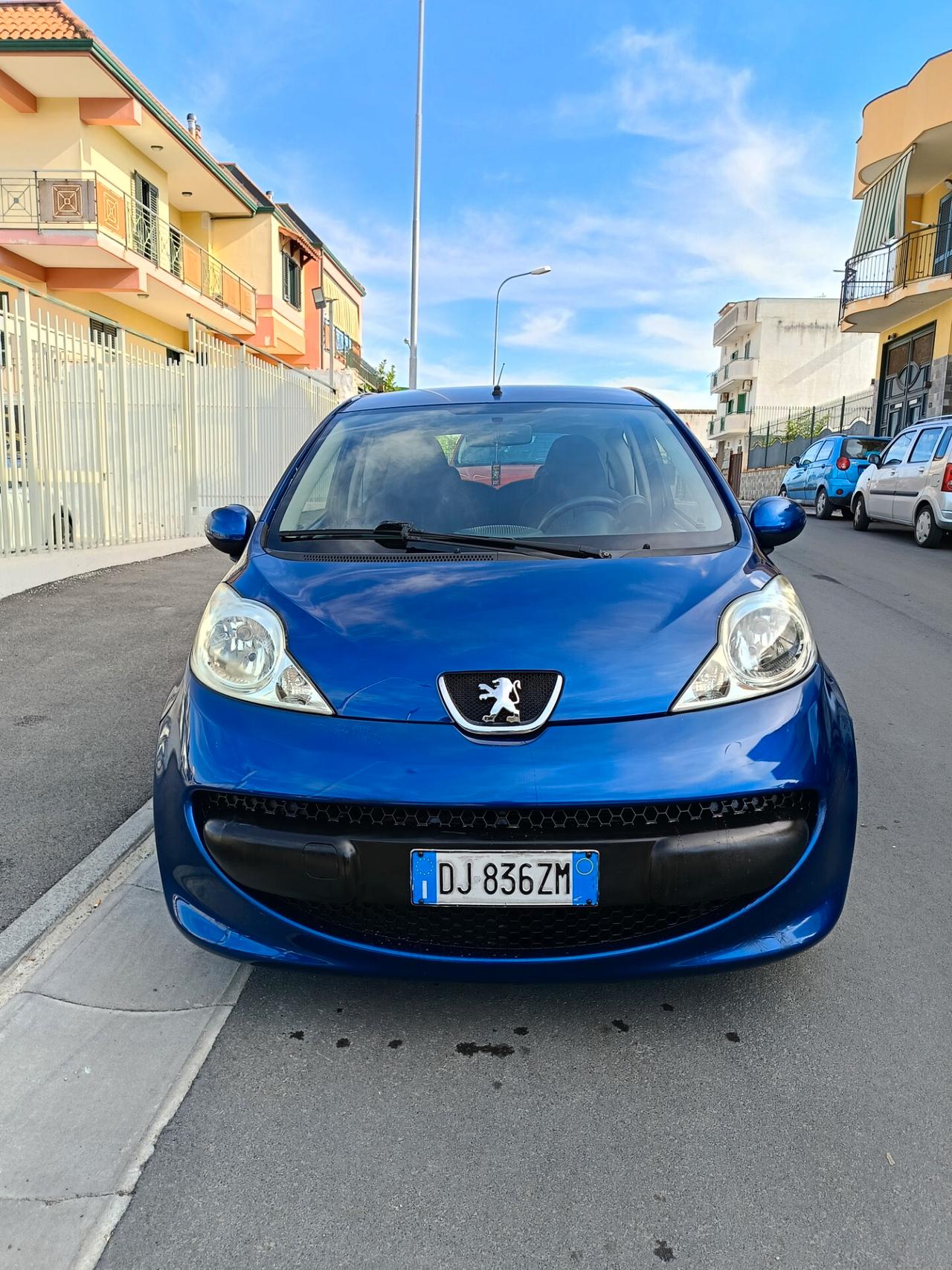 Peugeot 107 1.0 68CV 3p. Sweet Years
