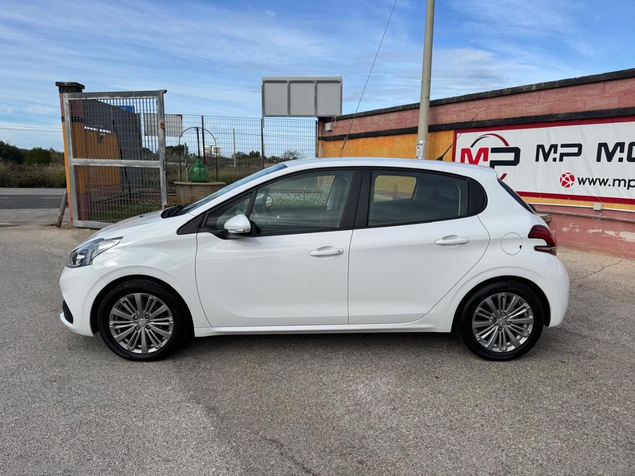 PEUGEOT 208 ALLURE 1.2 82CV 5P.