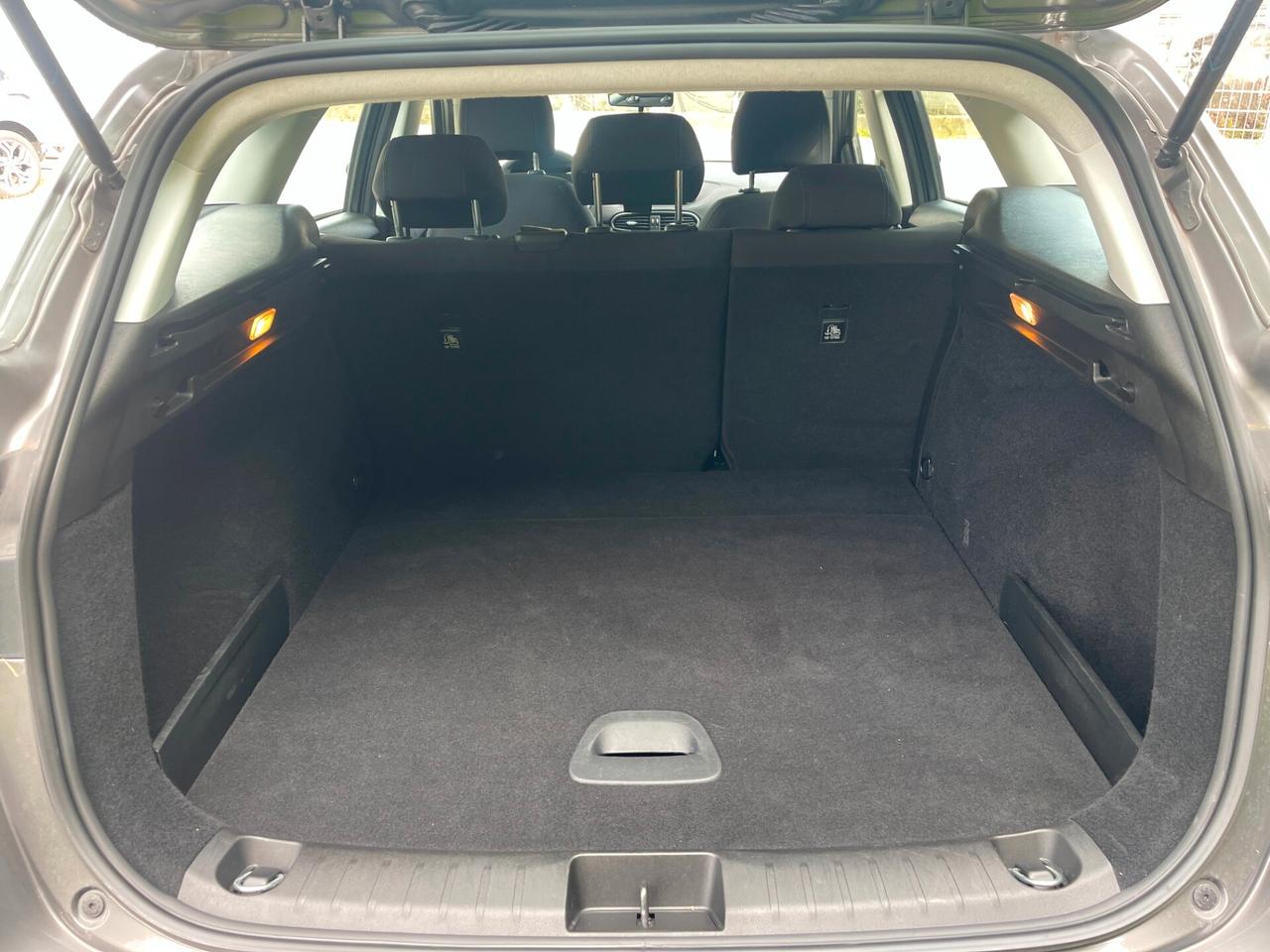 FIAT Tipo (2015-->) Tipo 1.6 Mjt S&S SW City Life