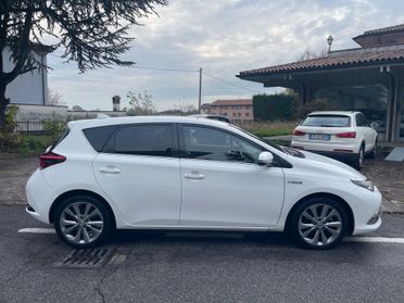 Toyota Auris 1.8 Hybrid Lounge