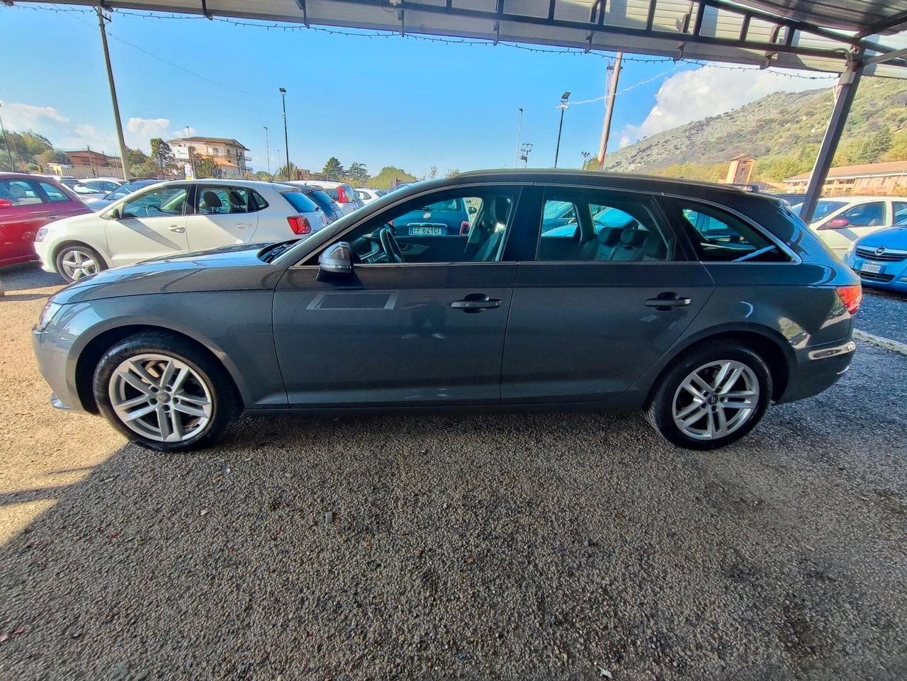 Audi A4 Avant 2.0 TDI 150 CV S tronic LINE EDITION