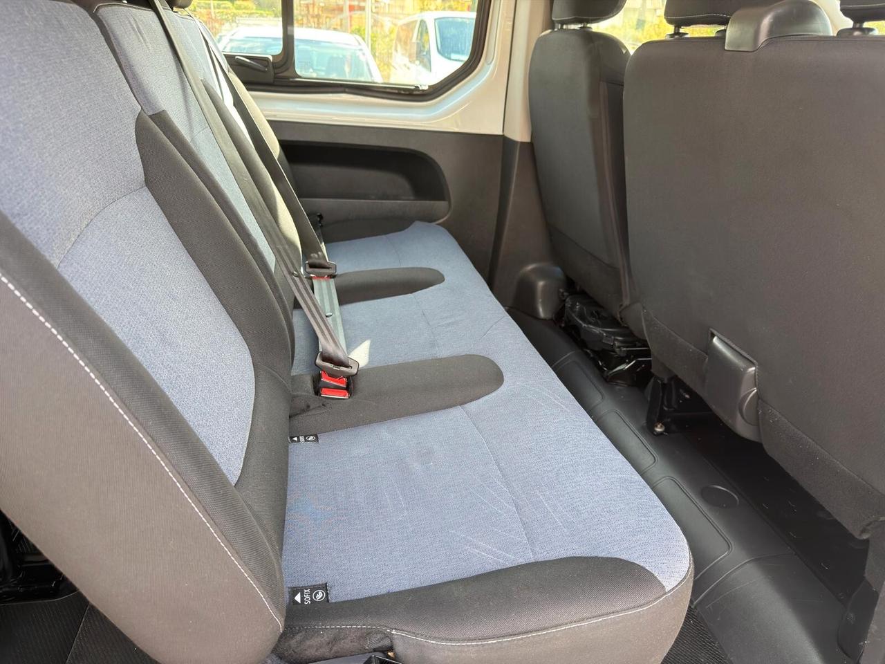 Opel Vivaro 27 1.6 BiTurbo S&S EcoFLEX PC-TN Combi