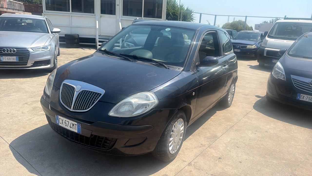 Lancia Ypsilon 1.2