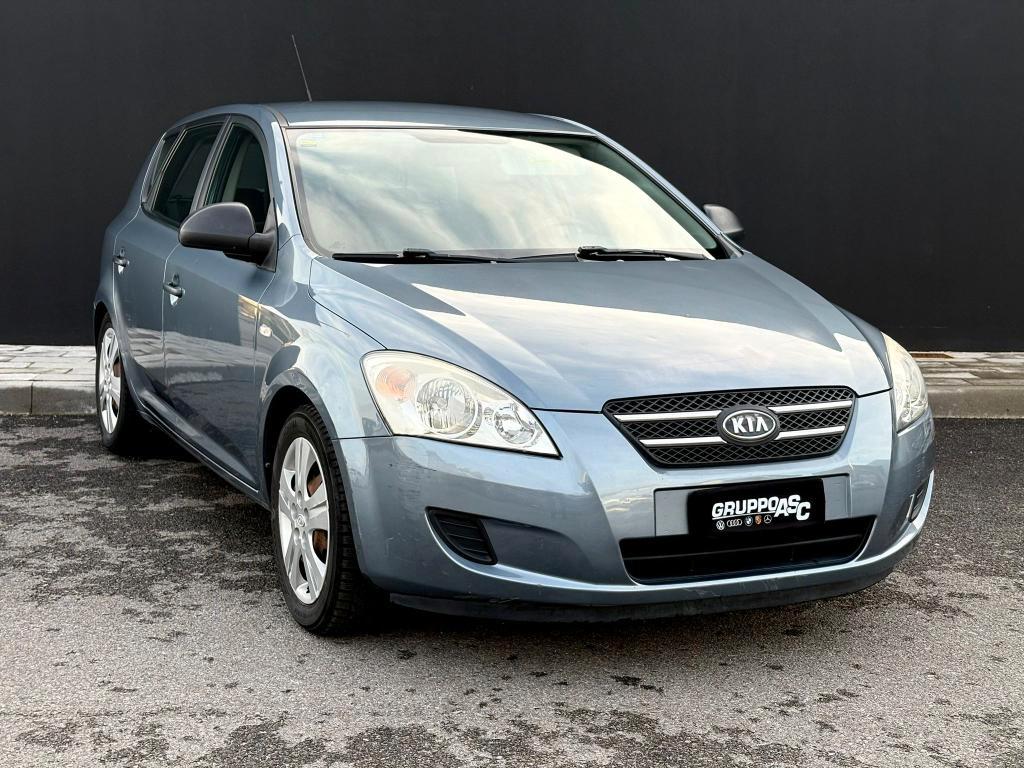 Kia Ceed 5 Porte Ceed 5p 1.4 BENZ GPL 109 CV