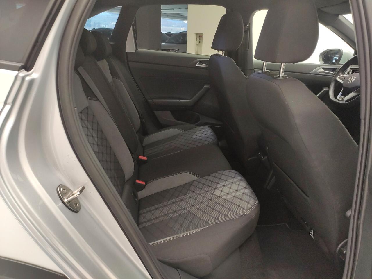 Volkswagen Taigo 1.0 TSI 115 CV DSG R-Line