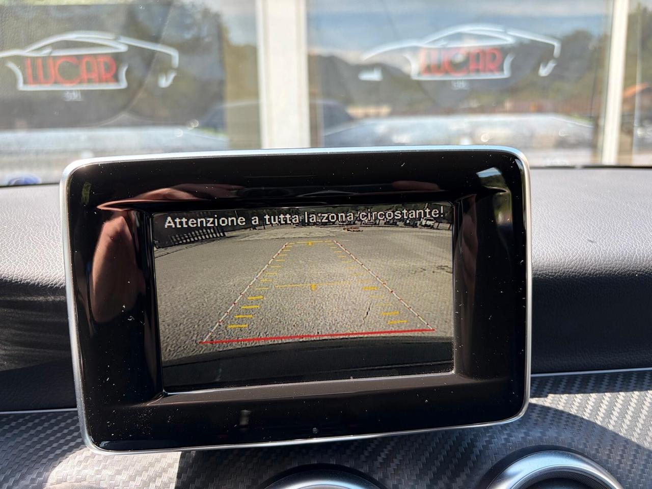 MERCEDES CLASSE A 180 PREMIUM "OK NEOPATENTATI"