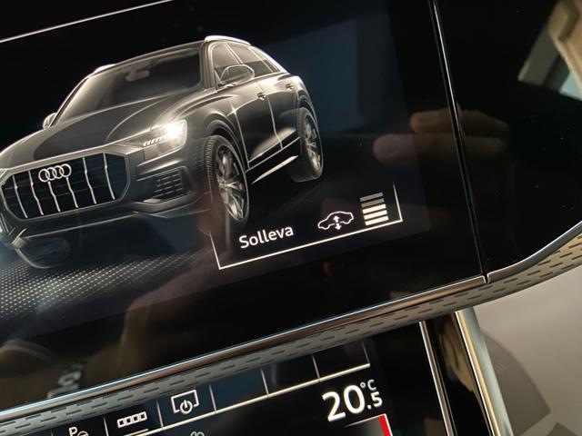 AUDI Q8 50 TDI 286 CV quattro tiptronic S line edition.