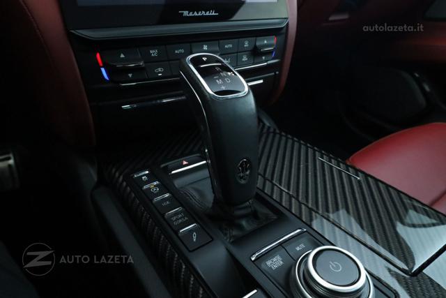 MASERATI Quattroporte V8 580 CV Trofeo