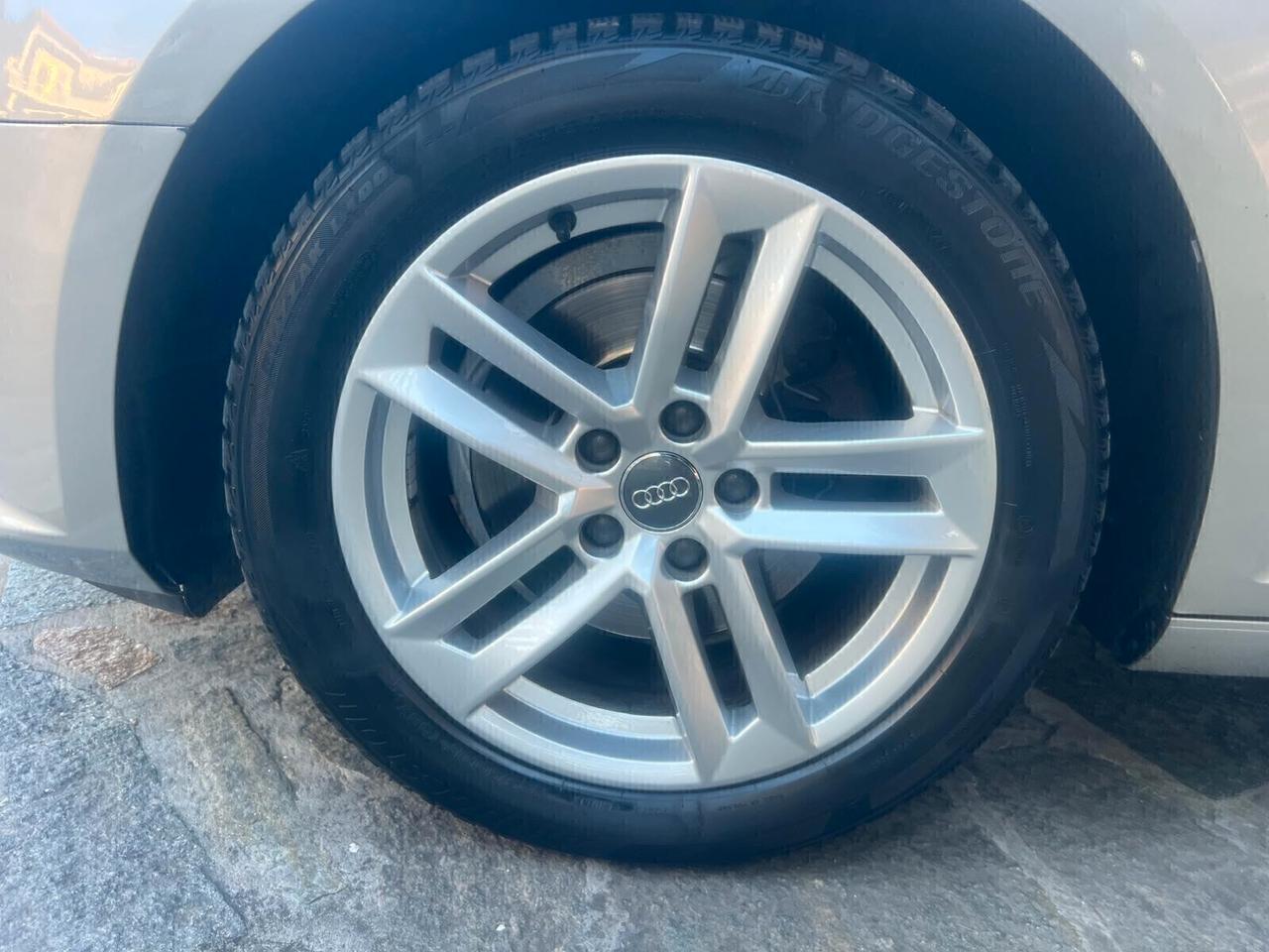 AUDI A4 AVANT 2.0 TDI 150cv ULTRA S-TRONIC BUSINESS SPORT