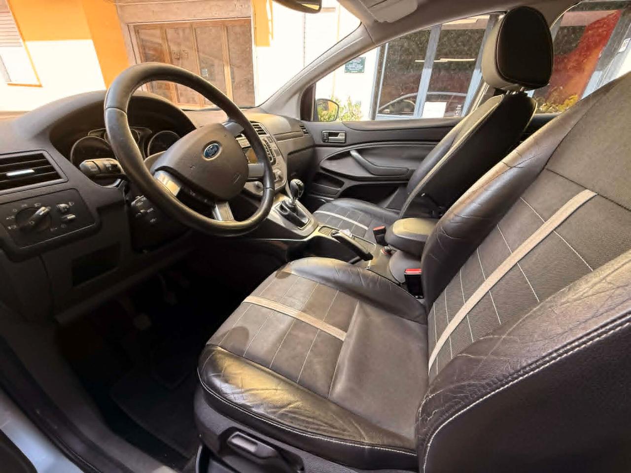 Ford Kuga 2.0 TDCi 136 CV 4WD Titanium
