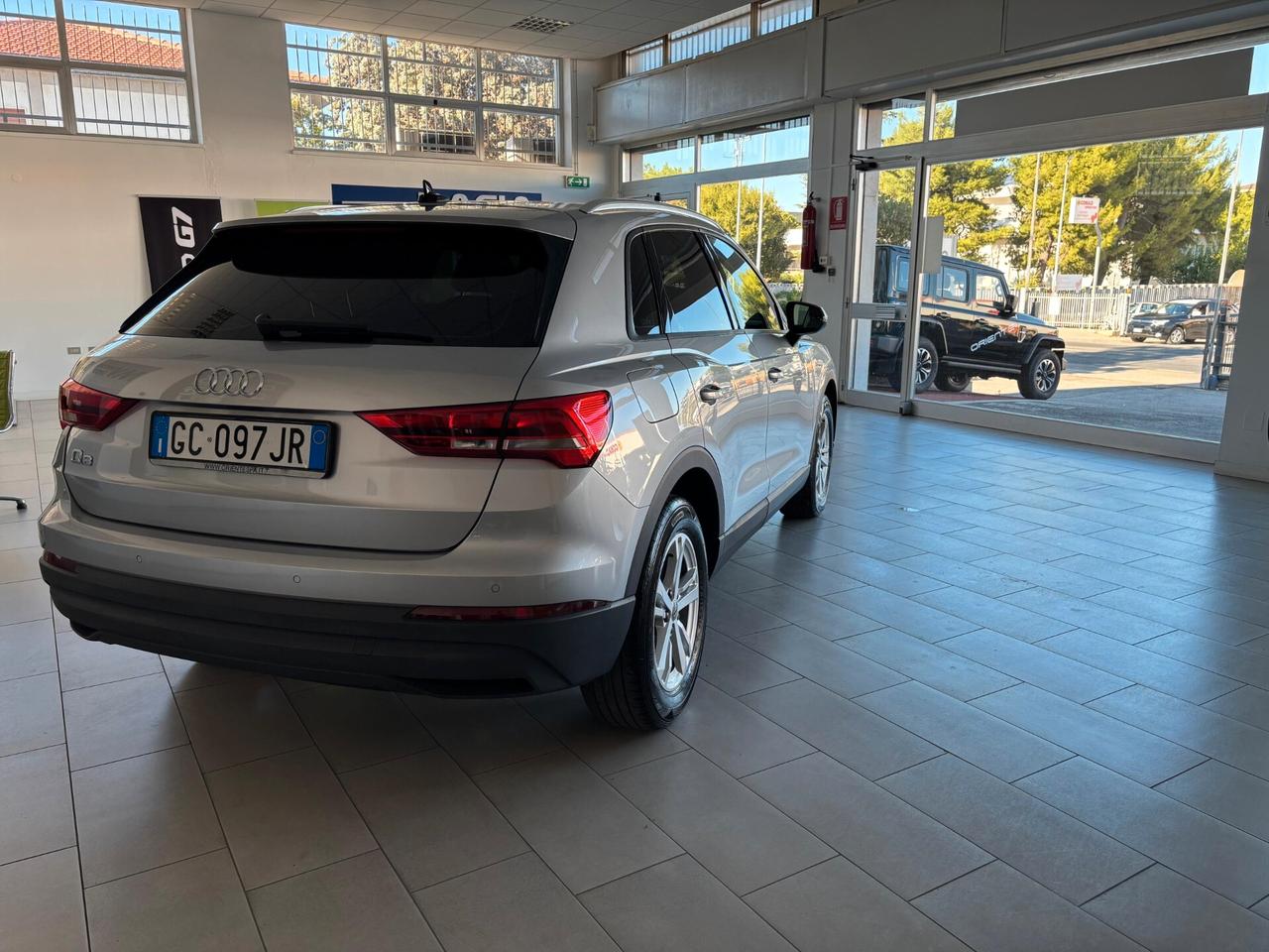 Audi Q3 35 TDI S tronic line edition