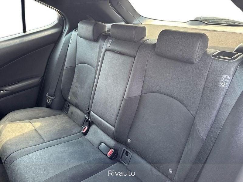 Lexus UX 250h Executive 2wd cvt