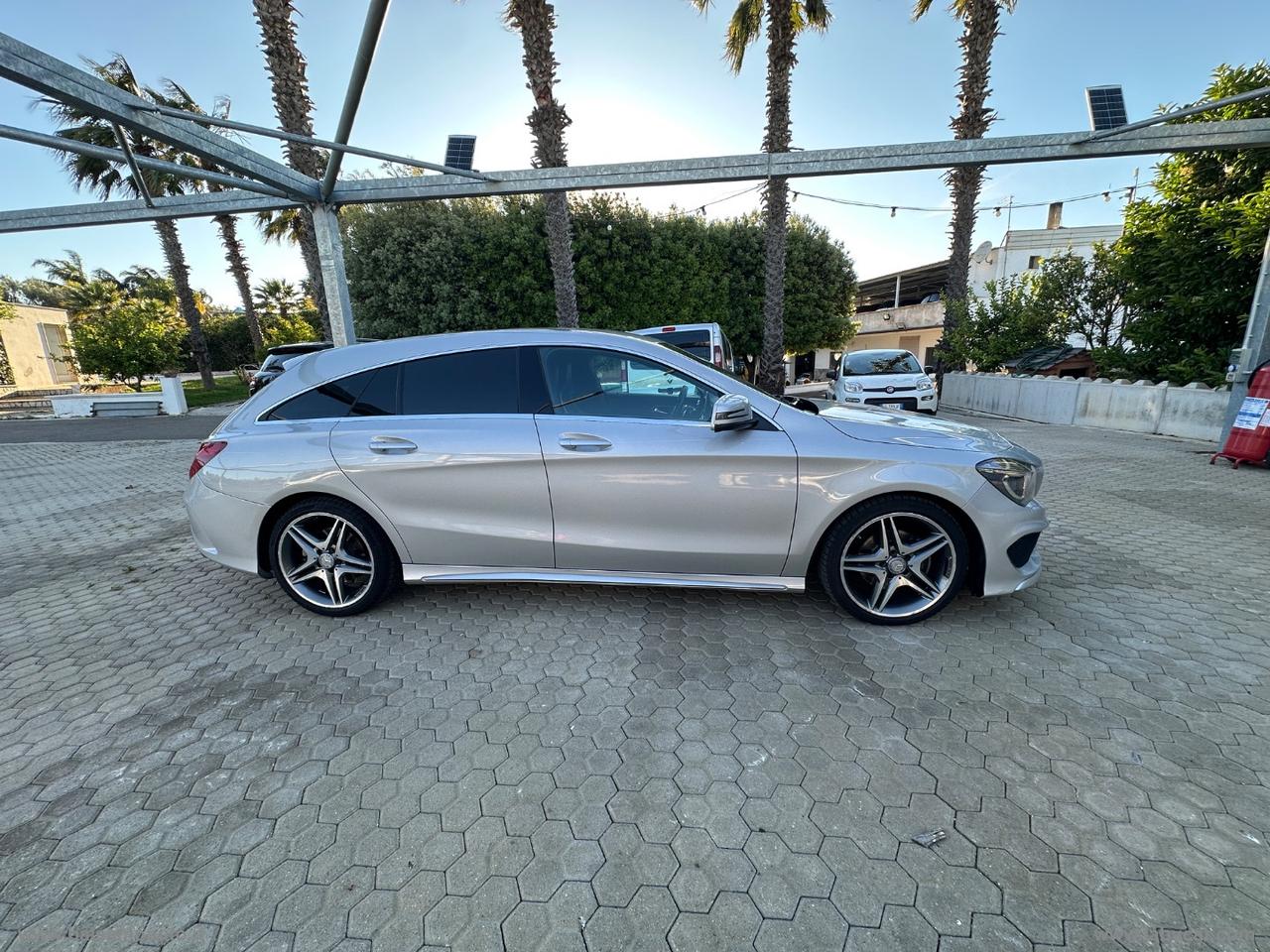 MERCEDES-BENZ CLA 200 d Premium