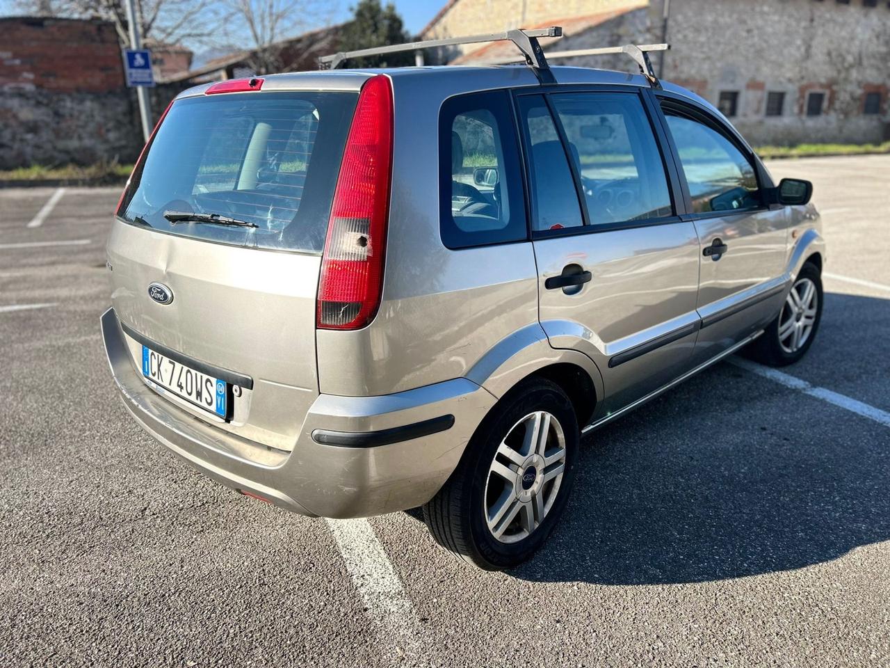 Ford Fusion 1.6 16V 5p.si neopatentati