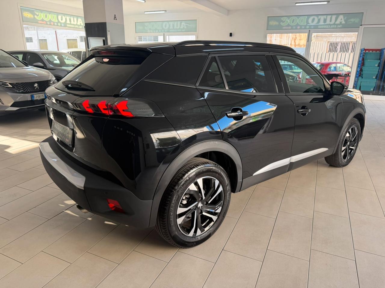 Peugeot 2008 BlueHDi 130 S&S EAT8 Allure