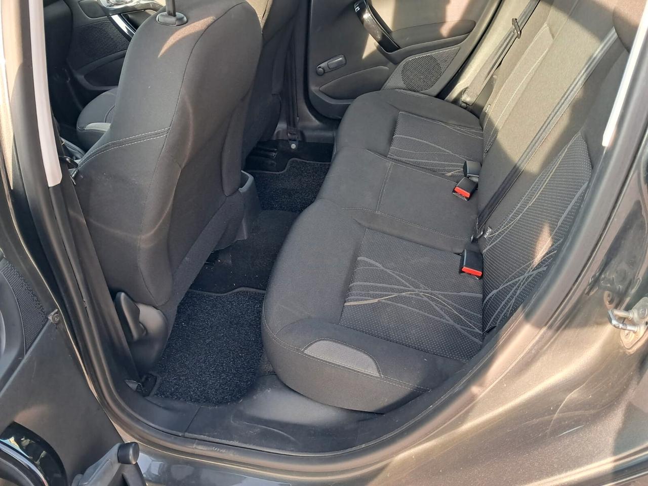 Peugeot 208 PureTech 82 5 porte Active