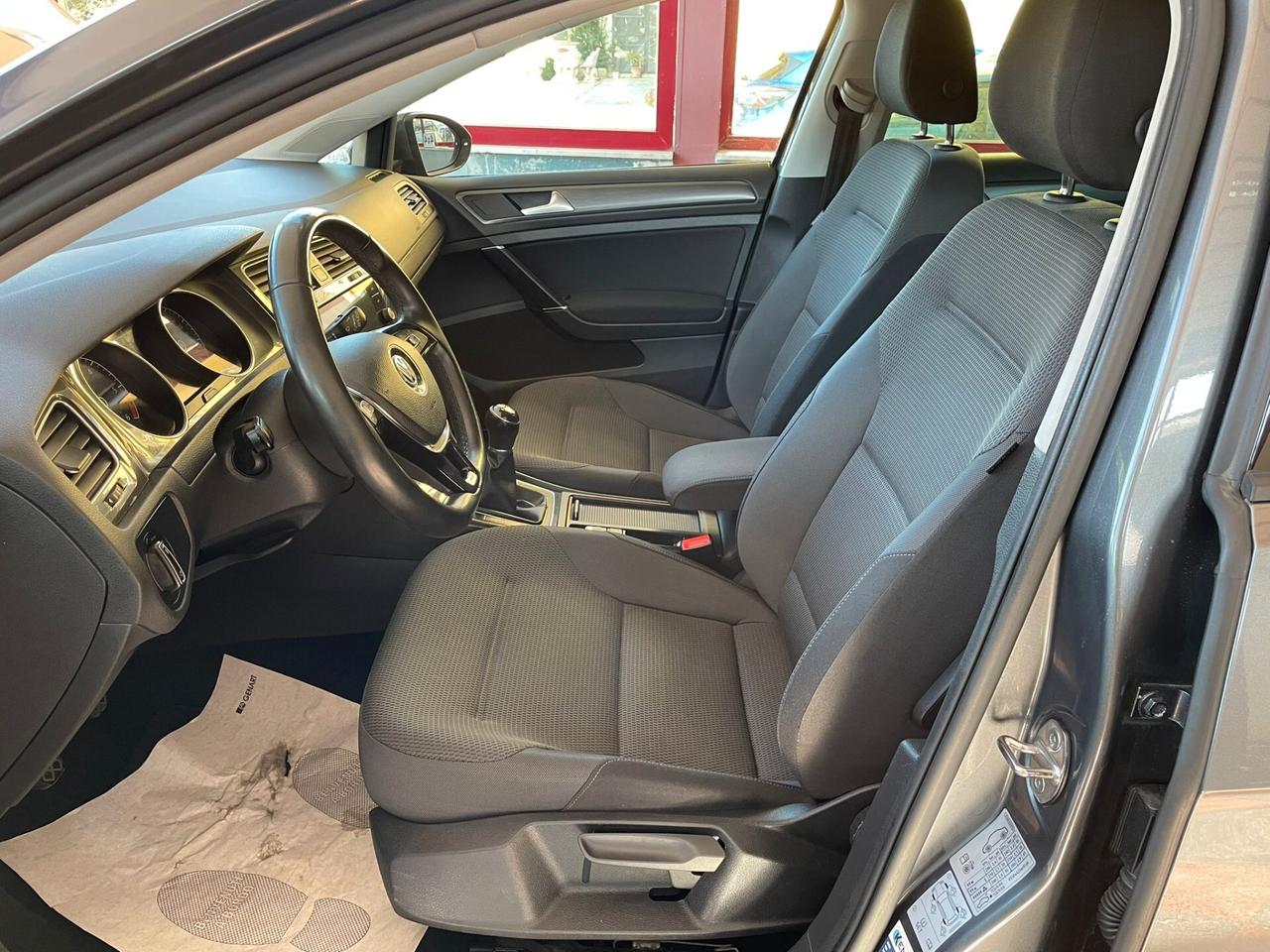 Volkswagen Golf VII 1.6 TDI BlueMotion