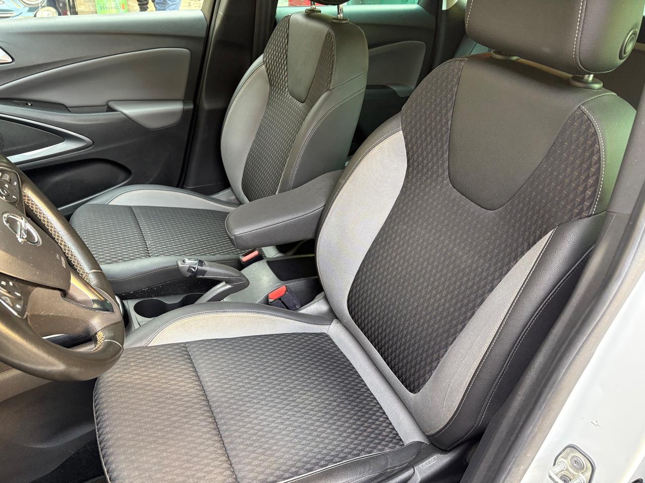 Opel Crossland X 1.2 benzina solo 50000 km