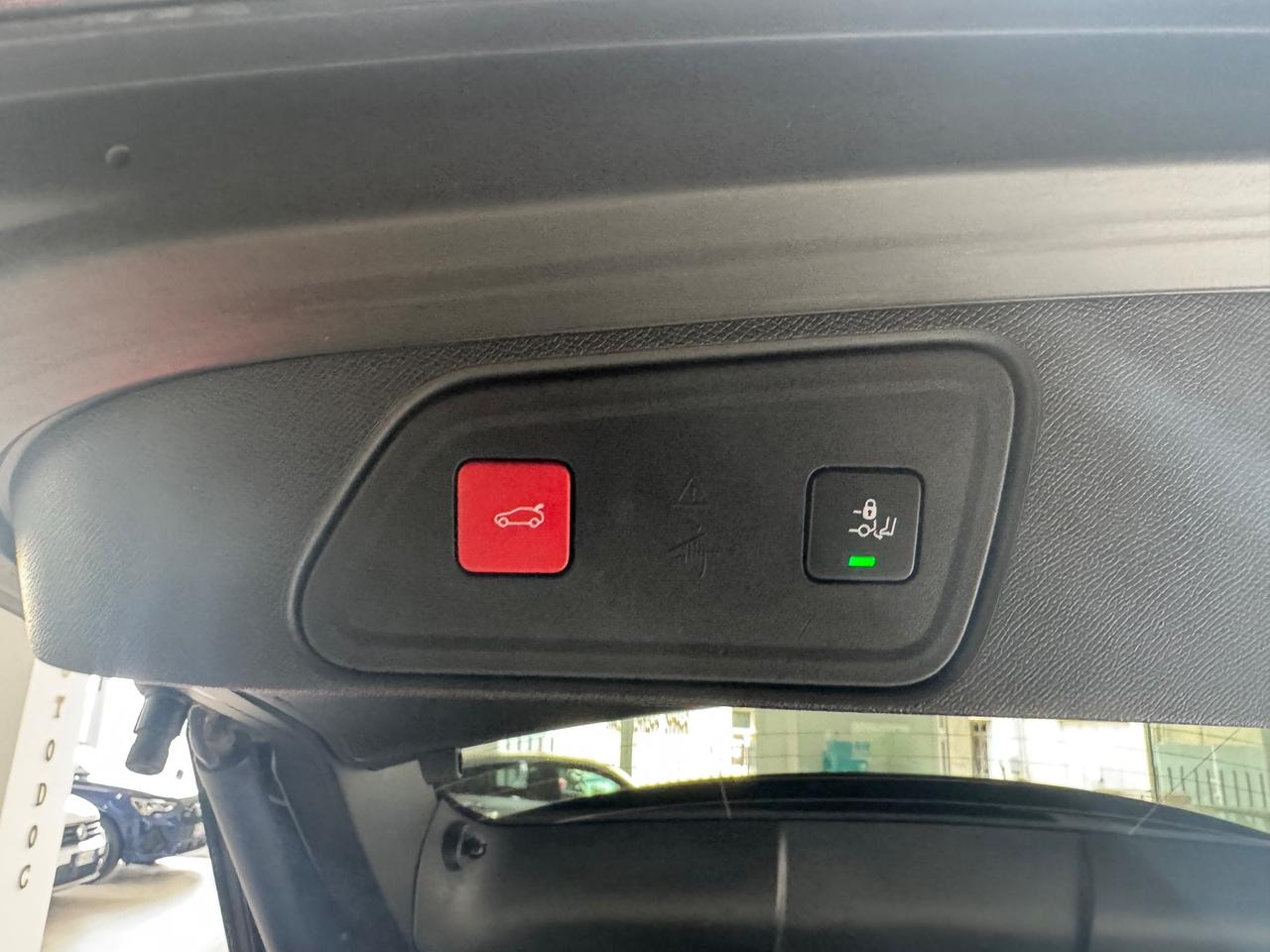 Peugeot 3008 BlueHDi 130 S&S EAT8 GT