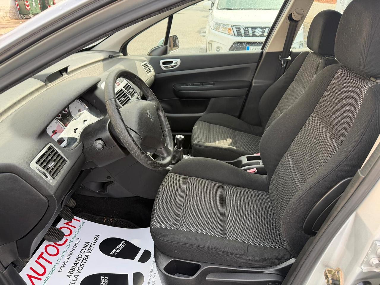 Peugeot 307 1.6 16V 5p. XT
