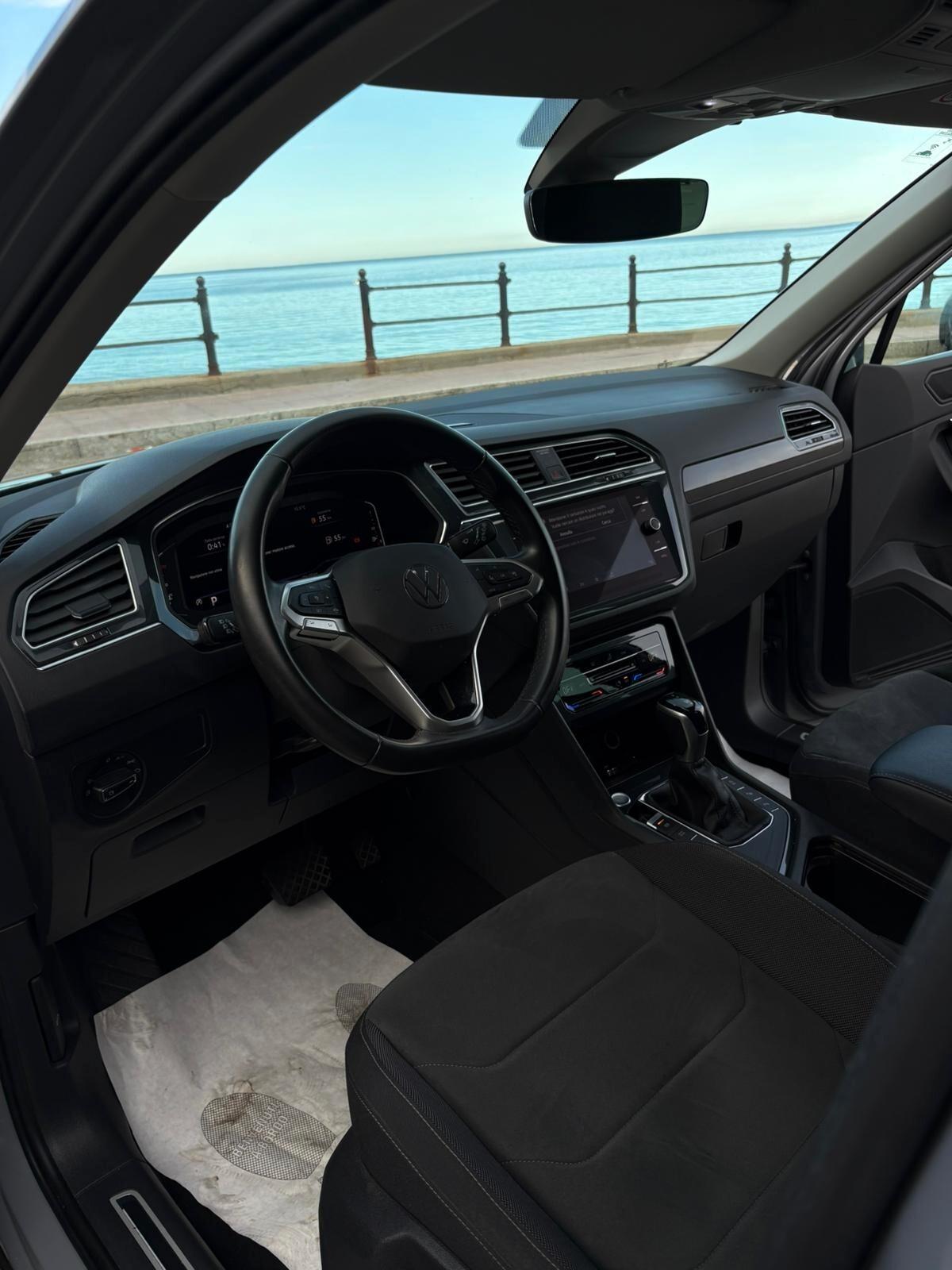 Volkswagen Tiguan 2.0 TDI SCR DSG 150 CV Elegance