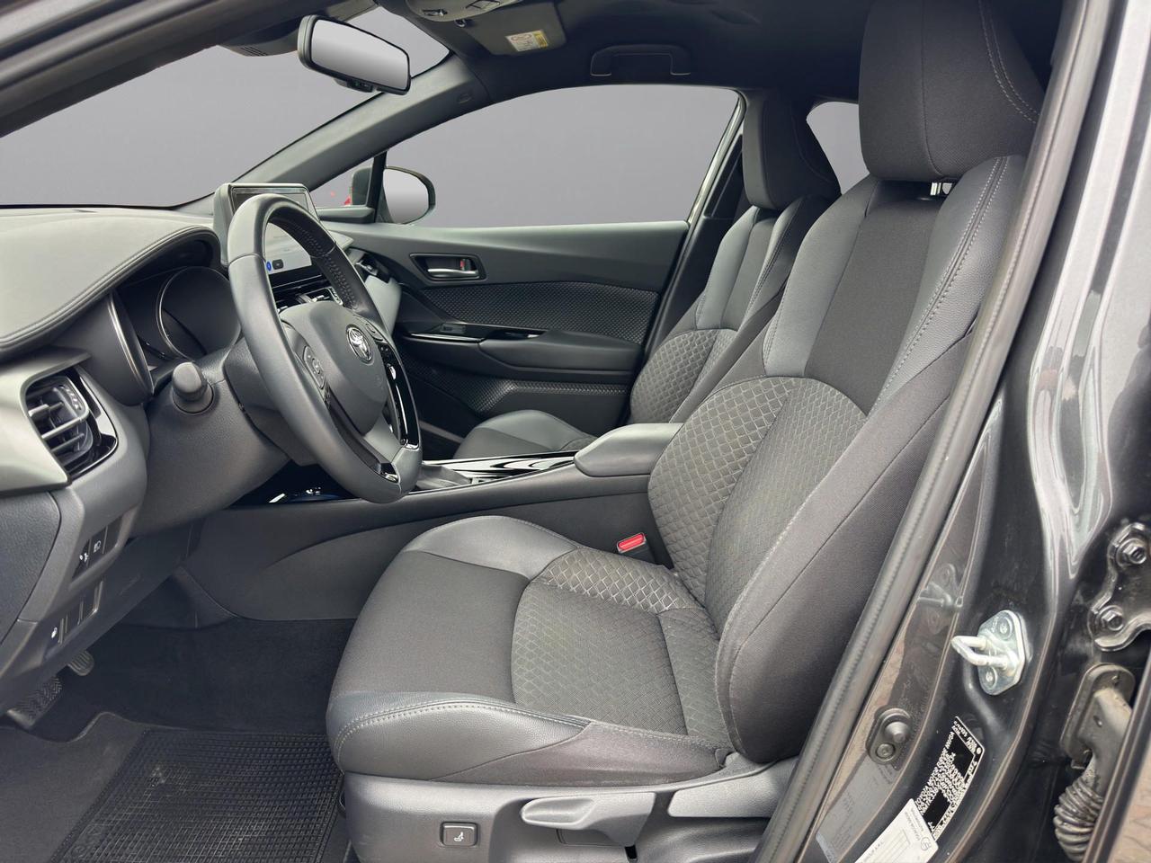 Toyota C-HR 1.8h Trend e-cvt