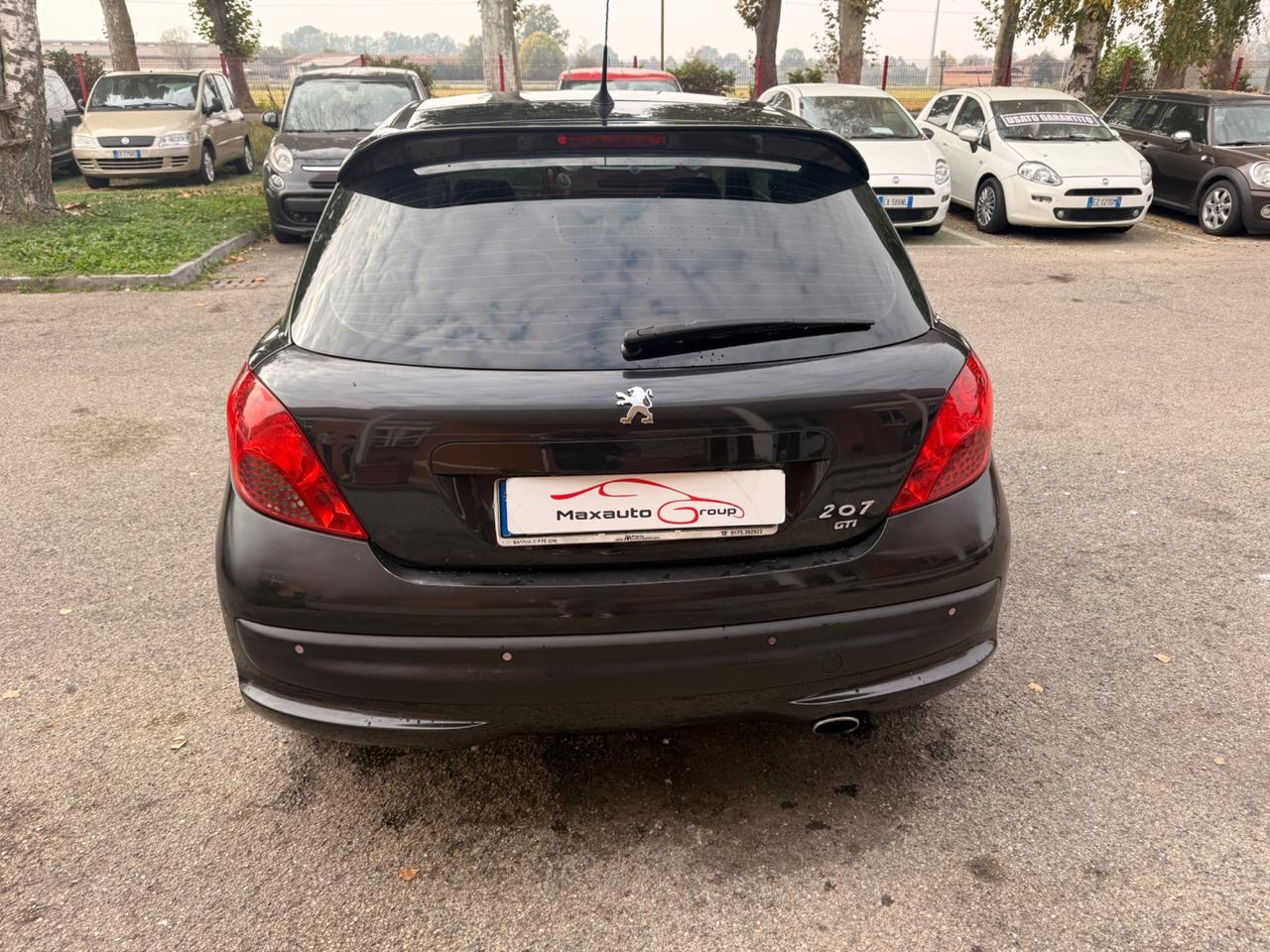 Peugeot 207 1.6 THP 150CV CC Féline