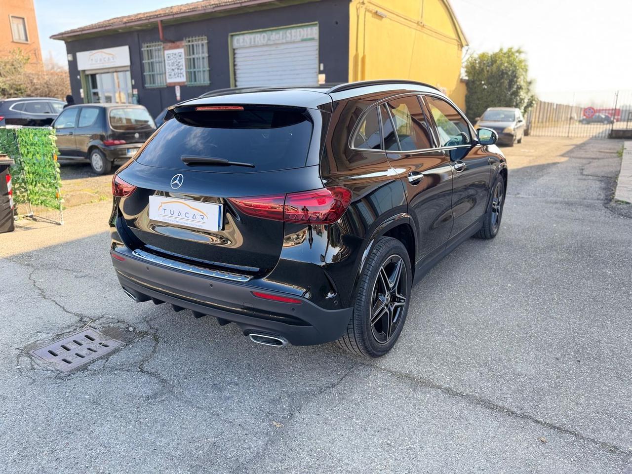 Mercedes-Benz GLA 200 AMG Line Premium GLA 2 #9504