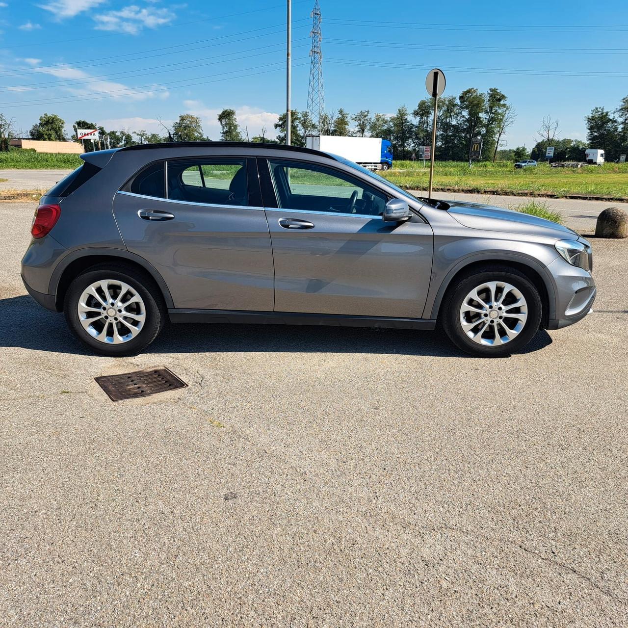 Mercedes-benz GLA 180 d Executive