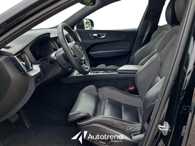Volvo XC60 B4 197+14 CV AWD Mild Hybrid Diesel Automatico Plus Dark N1 Autocarro