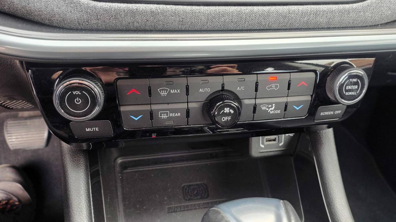 Jeep Compass 1.3 Turbo T4 190 CV PHEV AT6 4xe Longitude