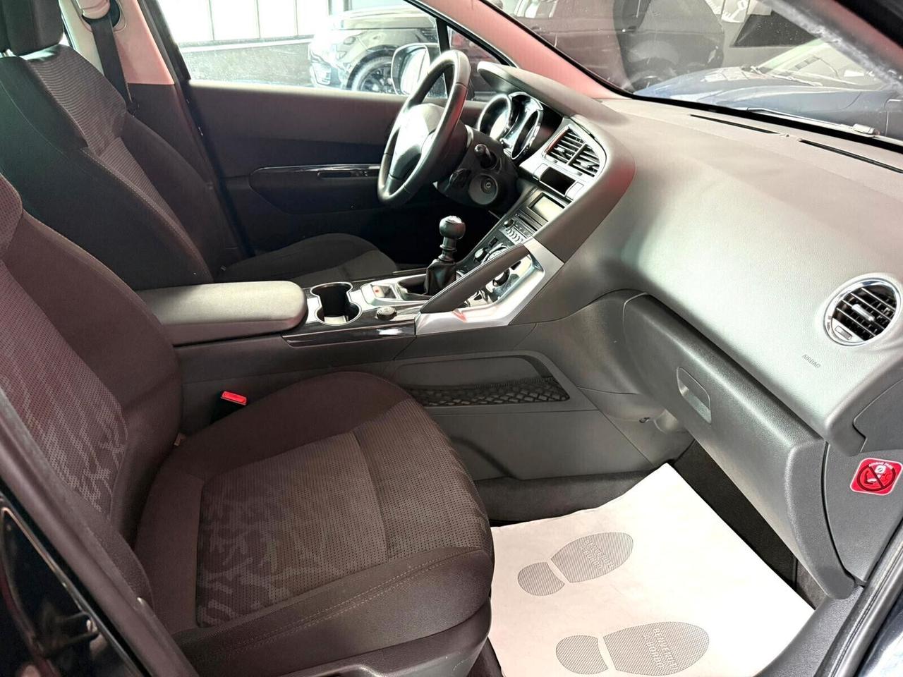 Peugeot 3008 1.6 HDi 110CV Business