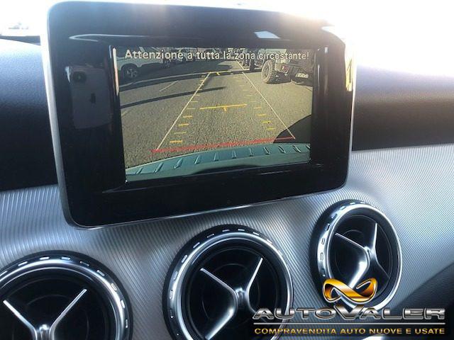 MERCEDES-BENZ GLA 200 D Premium,Navi, LED,Pelle