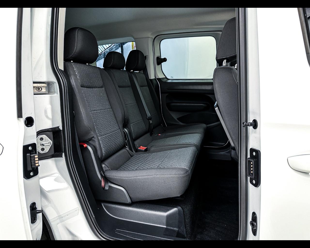 FORD Tourneo Connect 3ªs - Tourneo Connect 2.0 EcoBlue 122 CV AWD Titanium