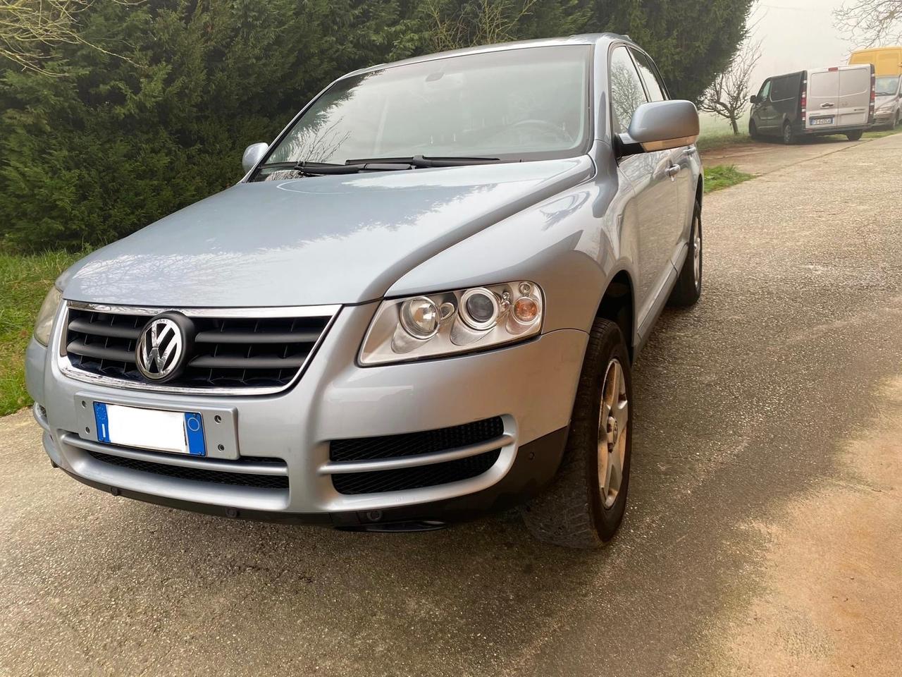 VW TOUAREG 2.5 R5 TDI DAVVERO MOLTO BELLA GUARDA