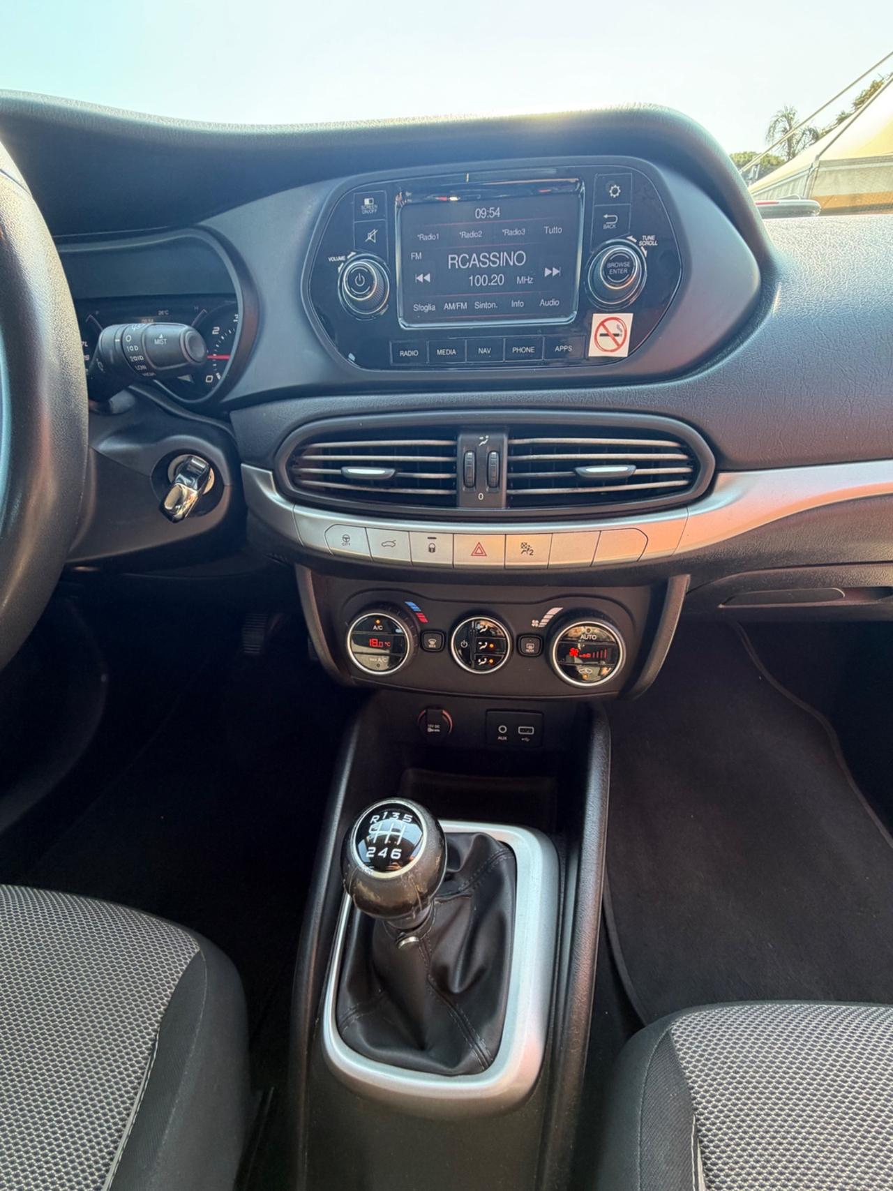 Fiat Tipo 1.6 Mjt S&S SW Lounge
