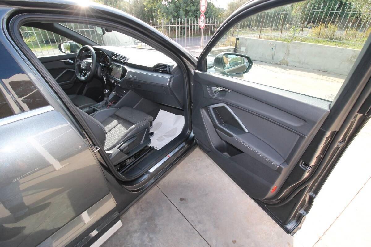 Audi Q3 SPB 35 TDI S tronic line edition 2022